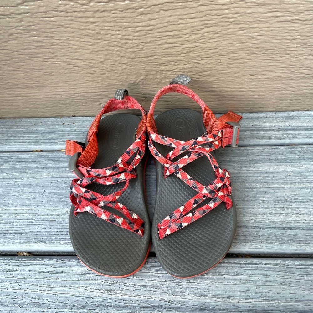 Chaco ZX/1 Kids Ecotread Strappy Sandals Red Gray US 1 Buckle Flat Heel J180262